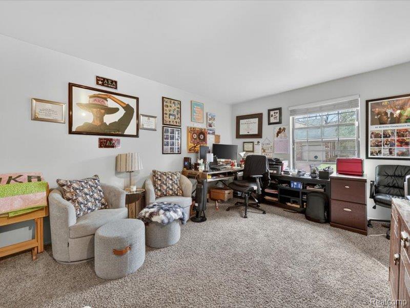 29539 Pine Ridge Circle, Farmington Hills, MI 48331 — Photo 23