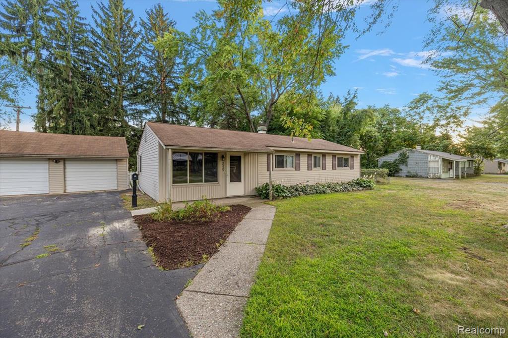 4535 Pinedale Avenue, Clarkston, MI — Photo 34