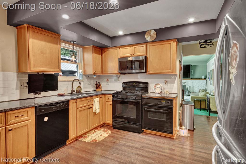 53147 Villa Circle, Utica, MI 48316 — Photo 14