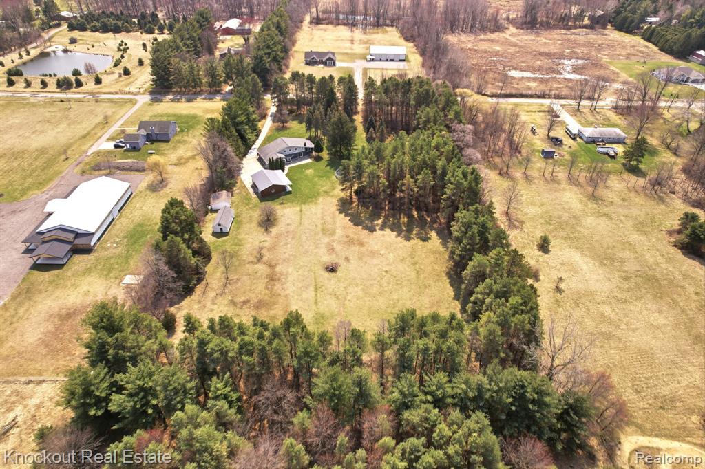 9239 Lange Road, Birch Run, MI 48415 — Photo 67