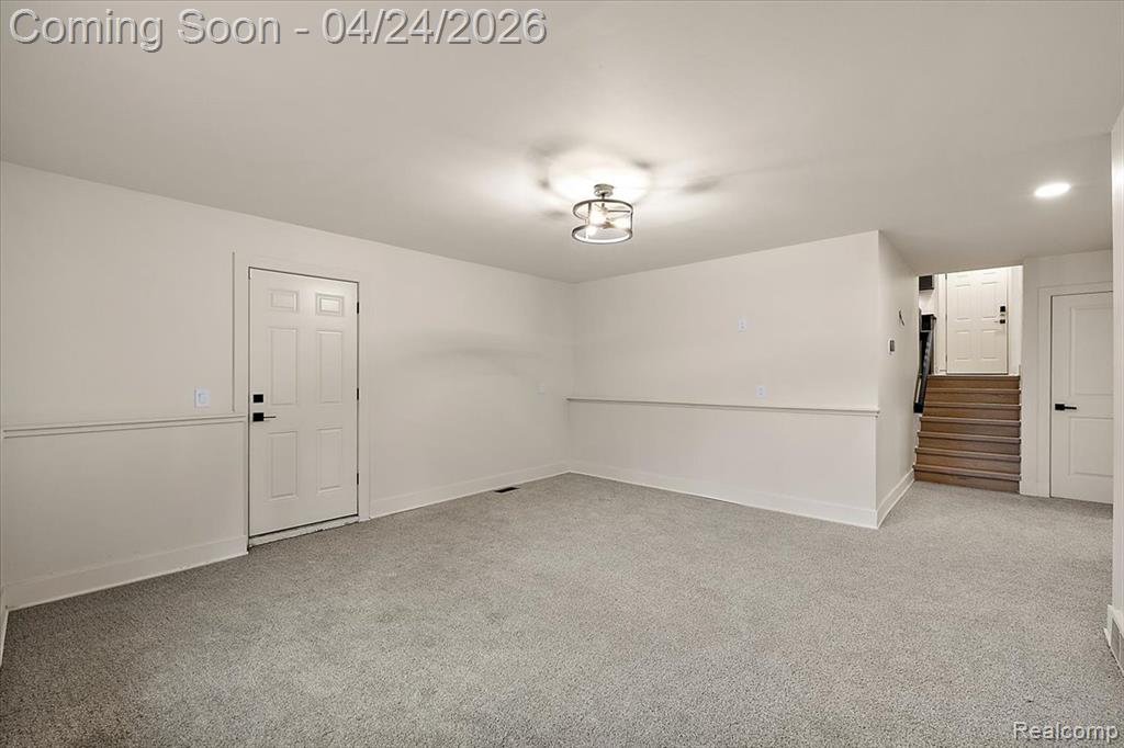4389 Charing Way, Bloomfield Hills, MI 48304 — Photo 35