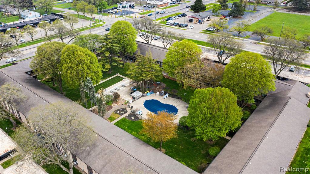 995 N Cass Lake Road, 144, Waterford, MI 48328 — Photo 19