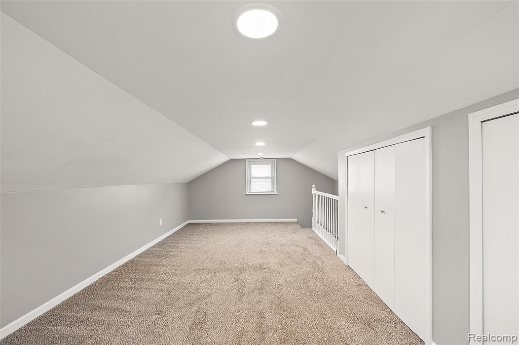 922 McLean Avenue, Royal Oak, MI 48067 — Photo 24