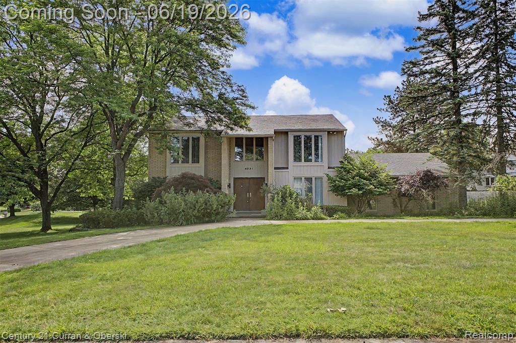 4231 Windridge Court, West Bloomfield, MI 48323 — front exterior