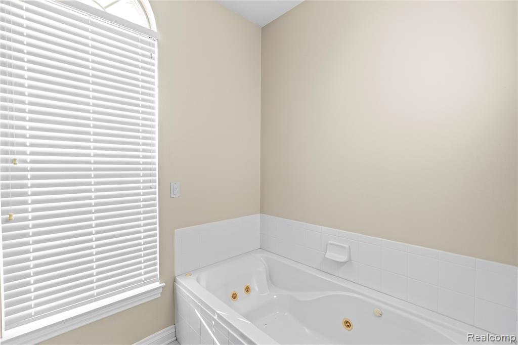 9057 Copper Ridge Drive, Davison, MI 48423 — Photo 17