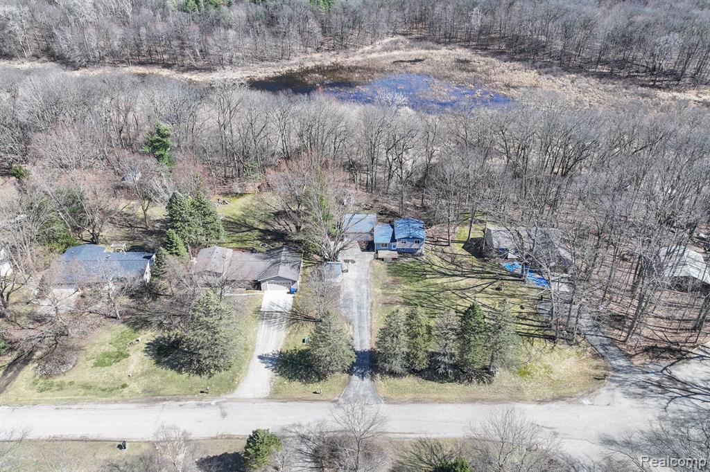 2186 Landmark Drive, Lapeer, MI 48446 — Photo 28
