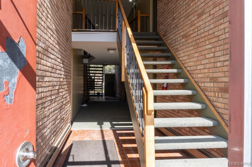 1205 ISLAND Drive, 201, Ann Arbor, MI 48105 — Photo 6