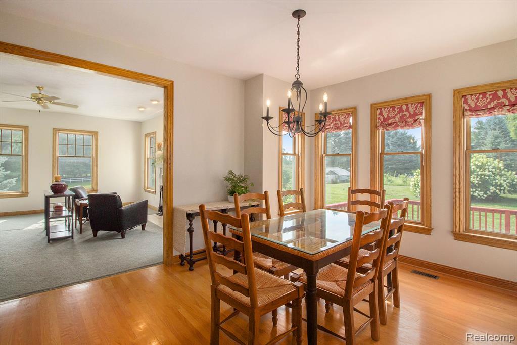 8472 Maltby Road, Brighton, MI 48116 — Photo 7