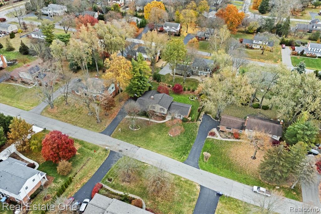 5611 Priory Lane, Bloomfield Hills, MI 48301 — Photo 40