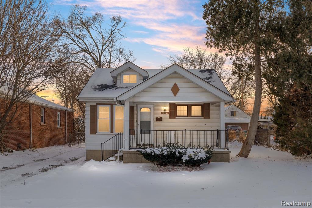 15358 Charles R Avenue, Eastpointe, MI 48021 — Photo 3