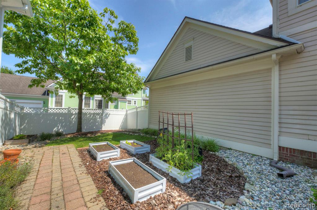 455 Constitution Street, Canton, MI 48188 — Photo 52