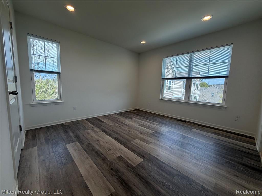 441 Wright Street, 52, Wixom, MI 48393 — Photo 17