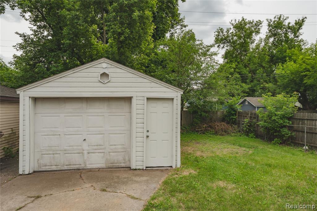 582 Lebaron Avenue, Pontiac, MI 48340 — Photo 5