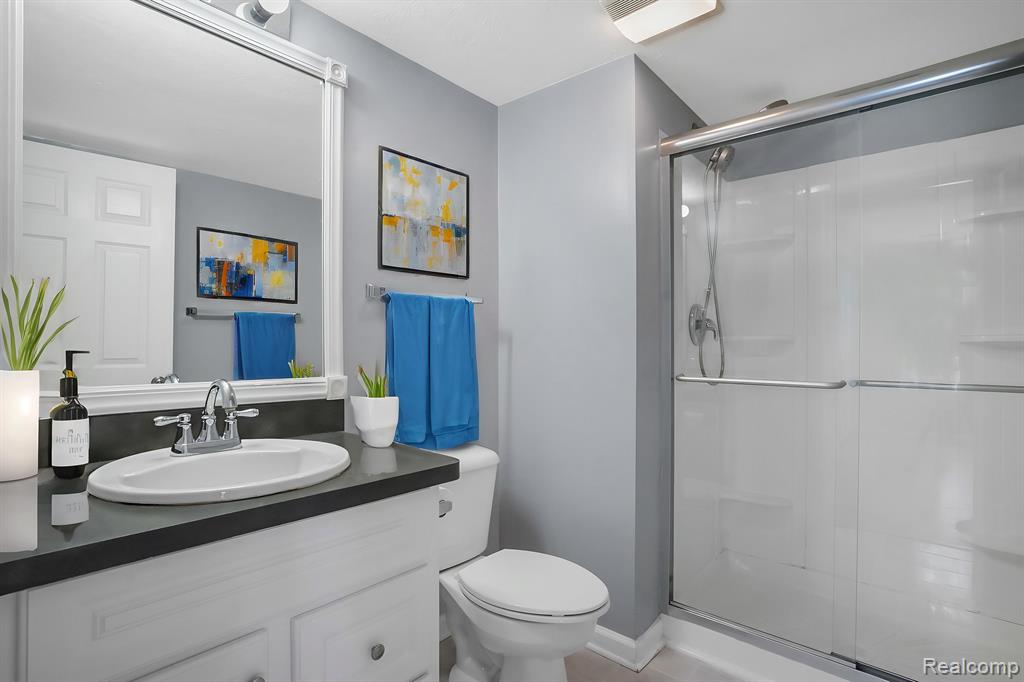 1523 Weatherstone Drive, Ann Arbor, MI 48108 — Photo 7