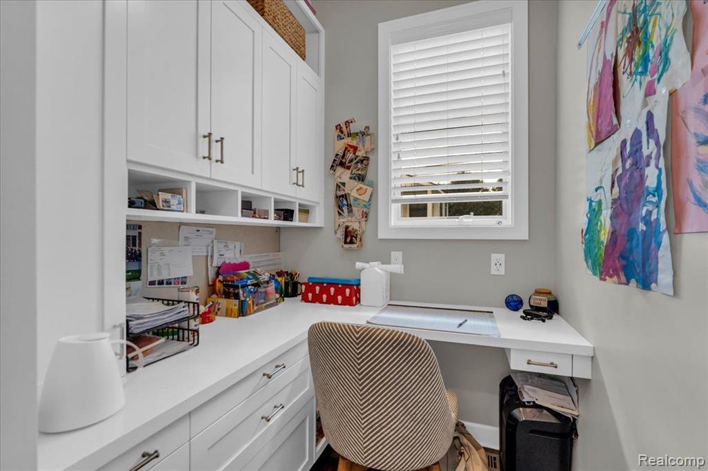 868 HAZEL Street, Birmingham, MI 48009 — Photo 29