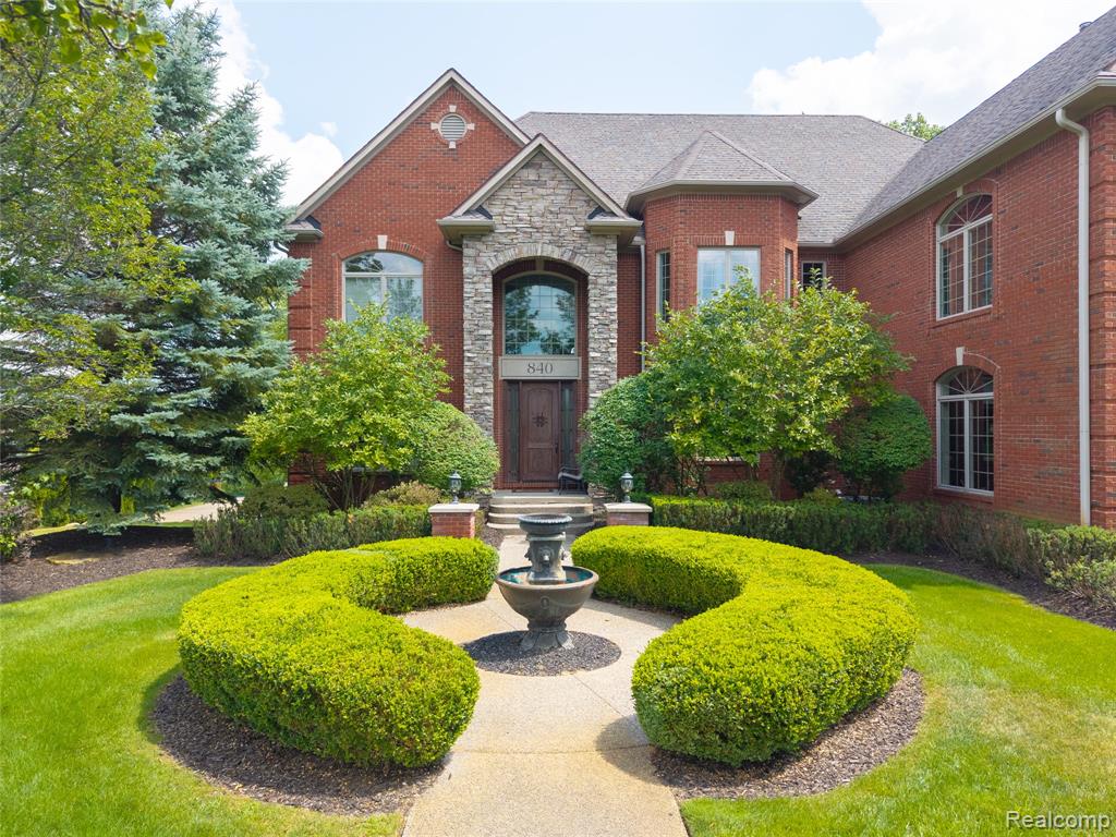 840 High View Court, Oxford, MI 48371
