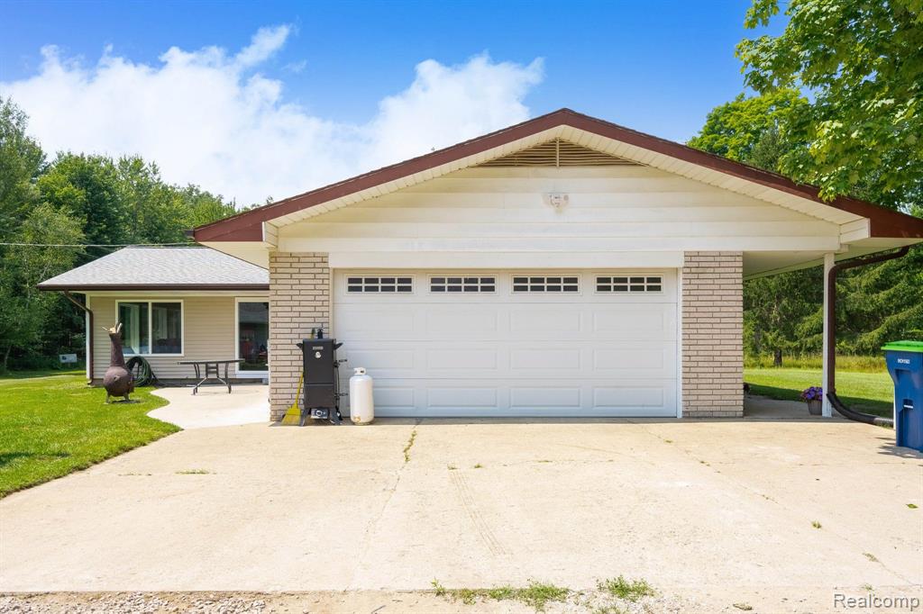 13105 BEAVER Road, St. Charles, MI 48655 — Photo 9