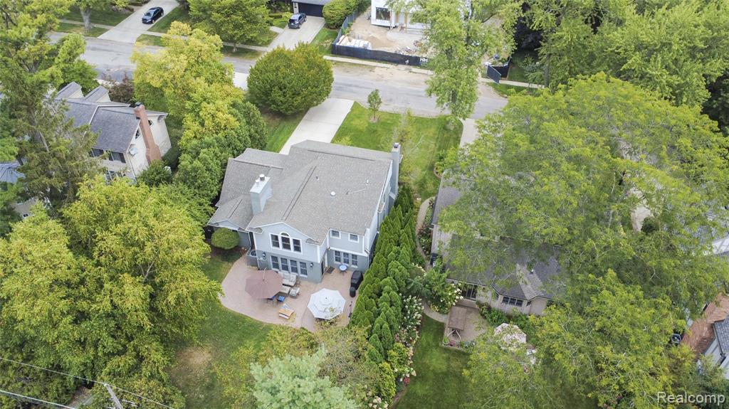 826 Larchlea Drive, Birmingham, MI 48009 — Photo 61