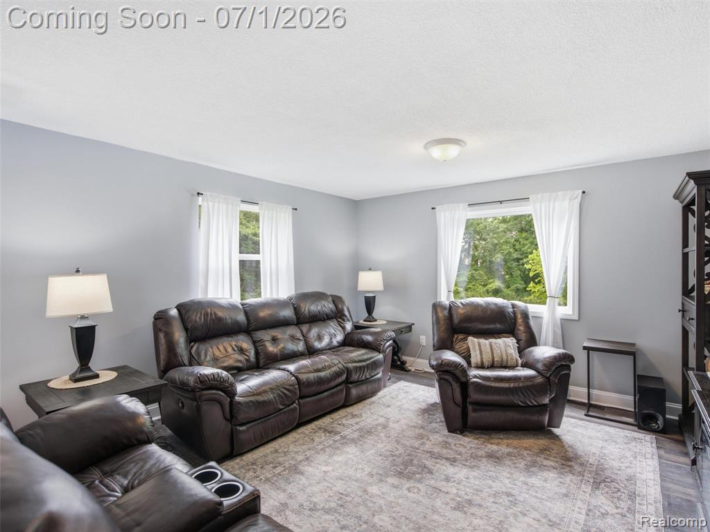 6195 Lake Forest Drive, Grand Blanc, MI 48439 — Photo 15