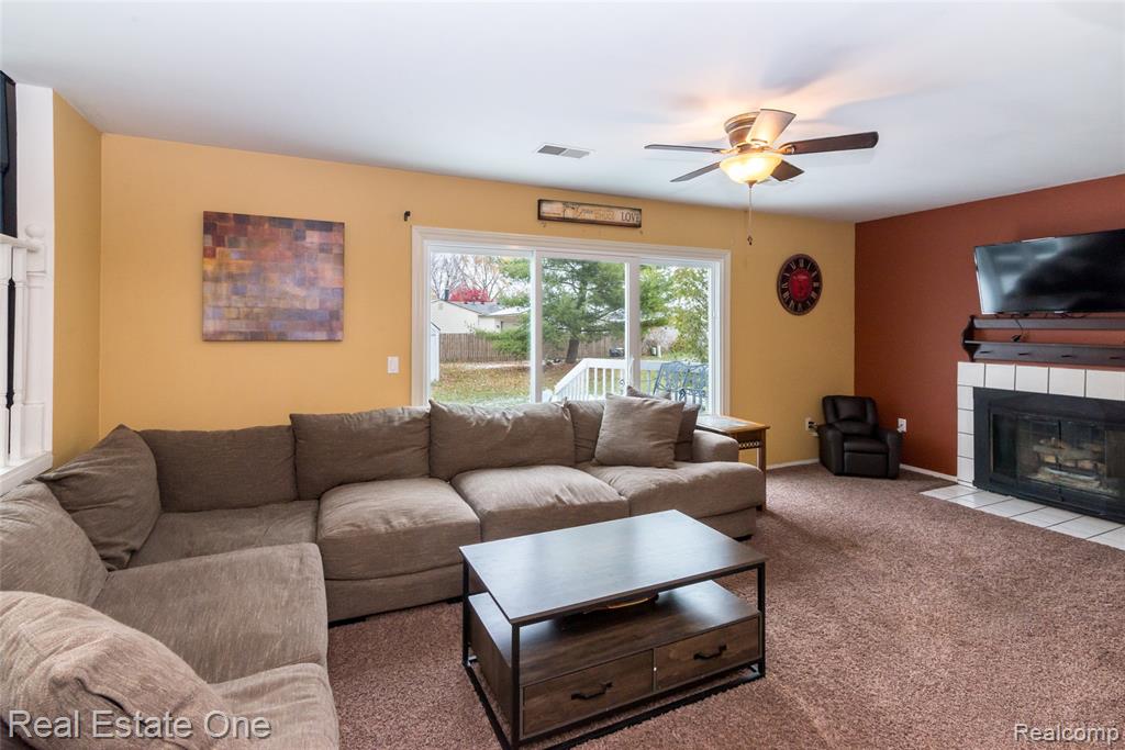 396 Princeton Drive, South Lyon, MI 48178 — Photo 11