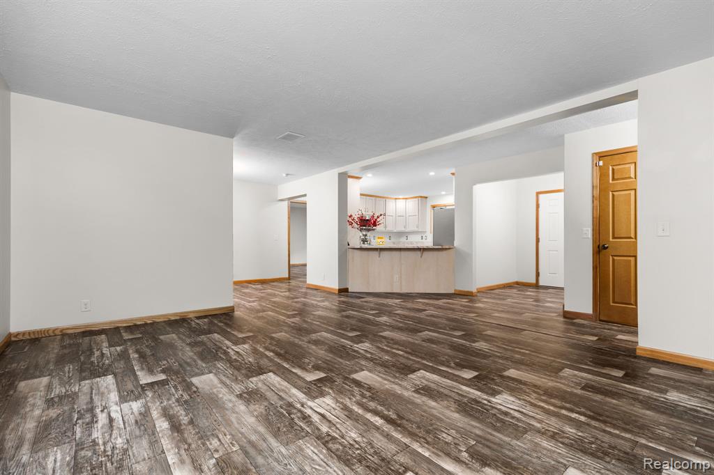 102 Wiard Road, Ypsilanti, MI 48198 — Photo 7