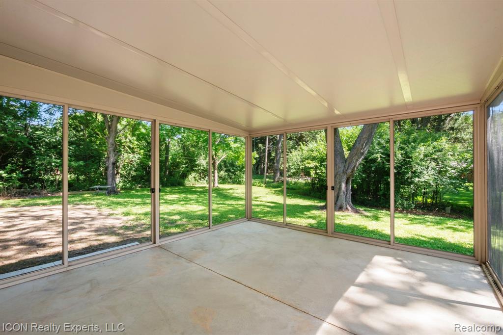 4089 Aberdeen Court, West Bloomfield, MI 48323 — Photo 15