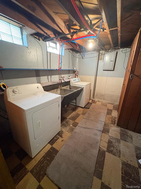 9988 STOUT Street, Detroit, MI 48228 — Photo 18