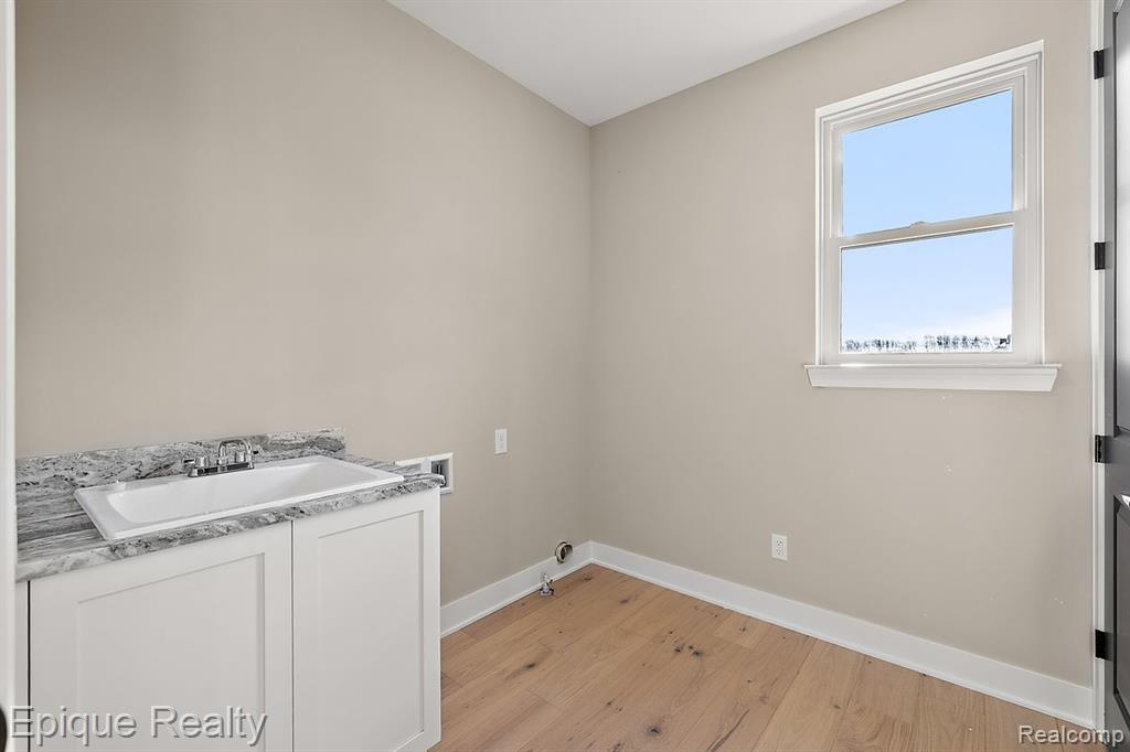 50605 Mistwood Drive, Macomb, MI 48042 — Photo 20