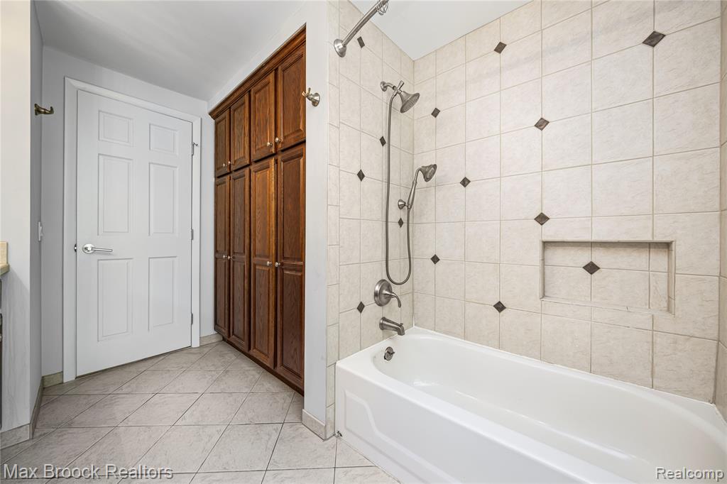 2601 Lamplighter Lane, Bloomfield Hills, MI 48304 — Photo 51