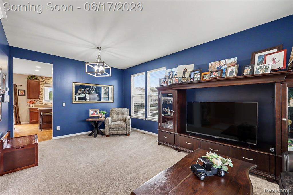 19120 Pembridge Street, Macomb, MI 48042 — Photo 4