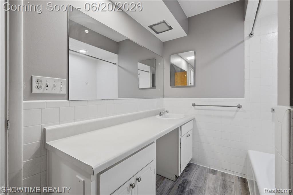1661 Madeline Drive, Lapeer, MI 48446 — Photo 47