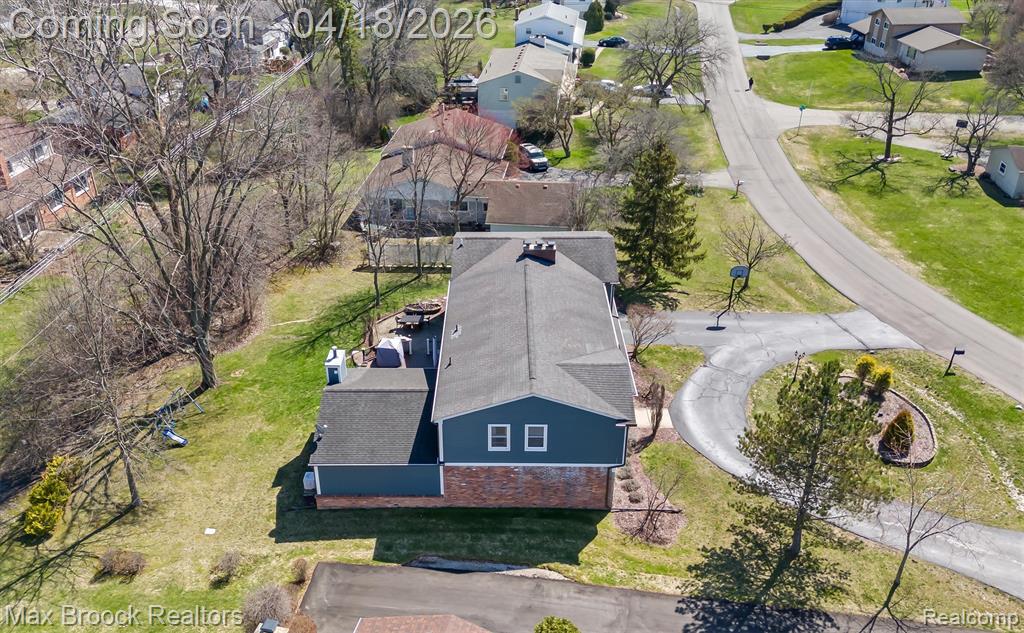 7359 Coach Lane, West Bloomfield, MI — Photo 59