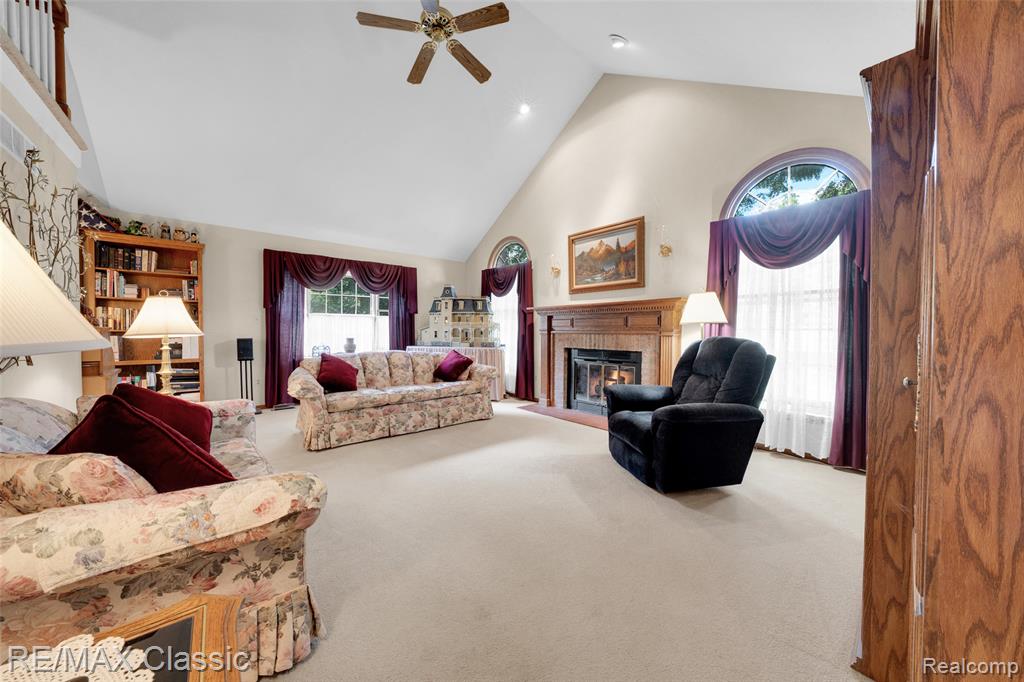 43421 Cottisford Street, Novi, MI 48167 — Photo 16