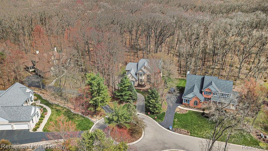 8109 TOP VIEW Lane, Pinckney, MI 48169 — Photo 36