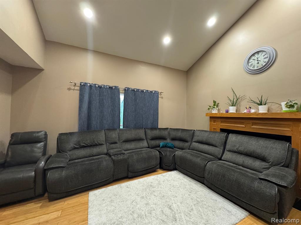 41989 METALINE Drive, Canton, MI 48187 — Photo 13