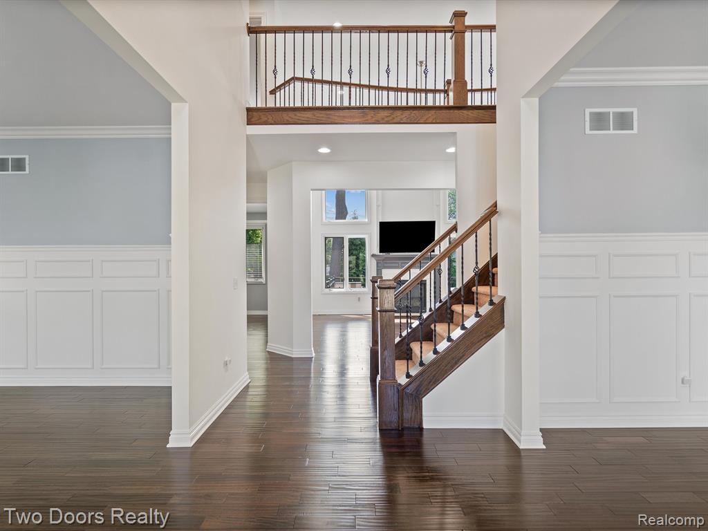 52903 Forest Grove, Shelby Twp, MI 48315 — Photo 8