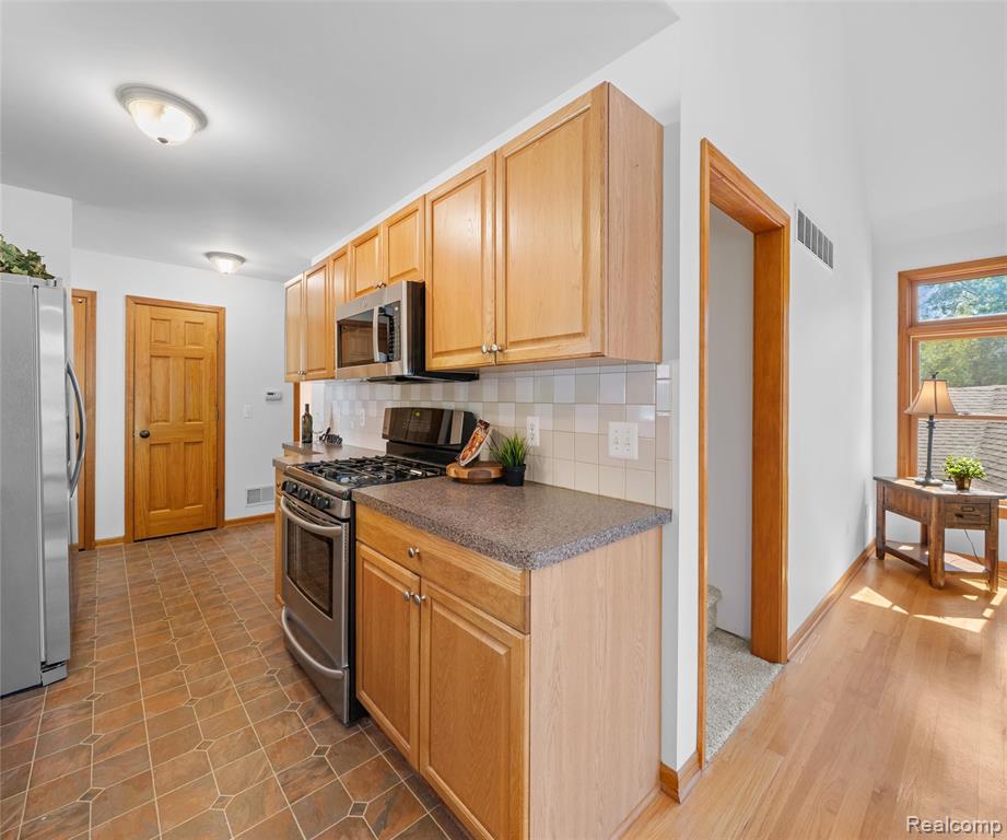 11252 Hiland Court, Pinckney, MI 48169 — Photo 27