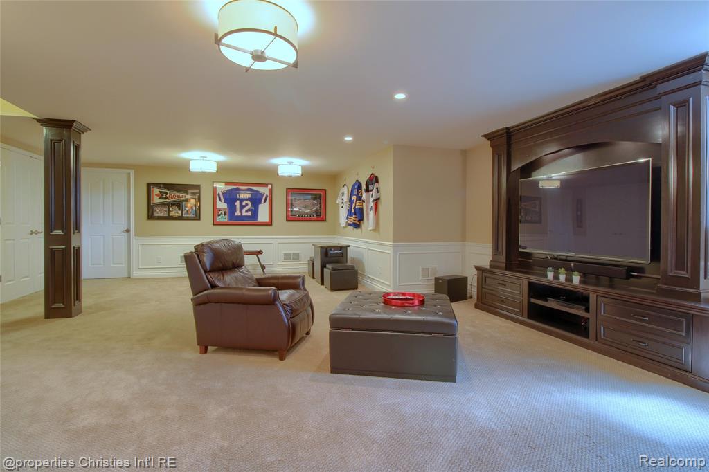 18026 Stonebrook Drive, Northville, MI 48168 — Photo 44