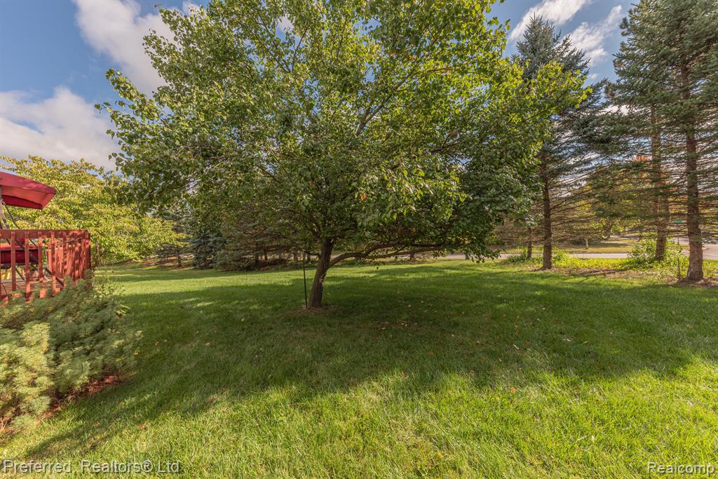 3104 SPRING HOLLOW, Ann Arbor, MI 48105 — Photo 62