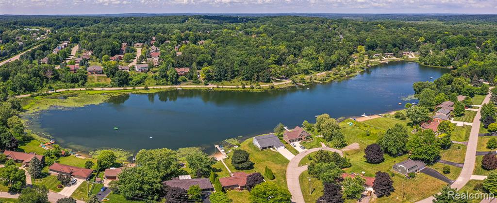 7709 Shelley Drive, Clarkston, MI 48348 — Photo 90
