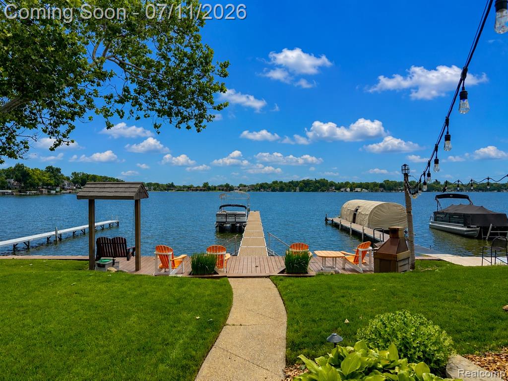 12033 Torrey Road, Fenton, MI 48430 — Photo 5