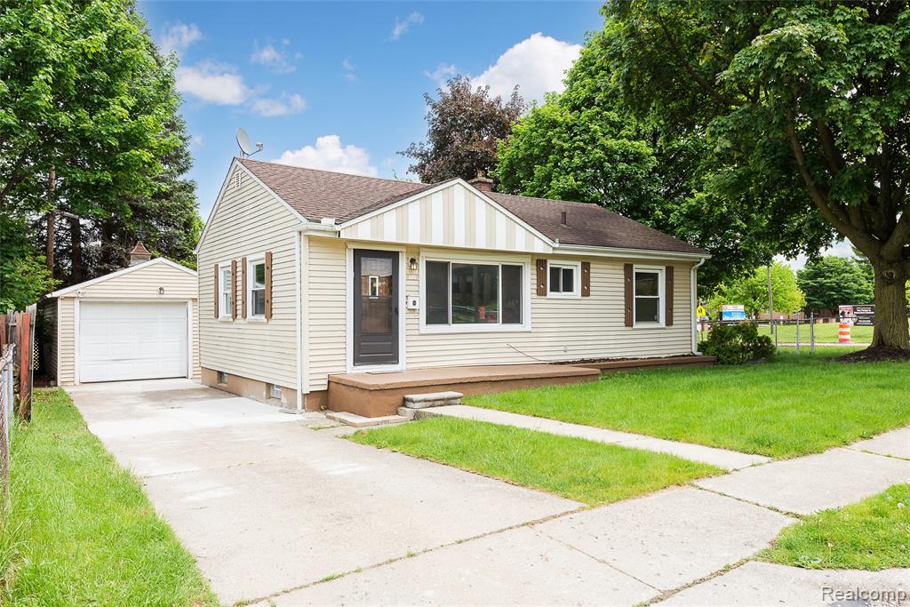 449 Burton Court, Ypsilanti, MI 48197 — Photo 2