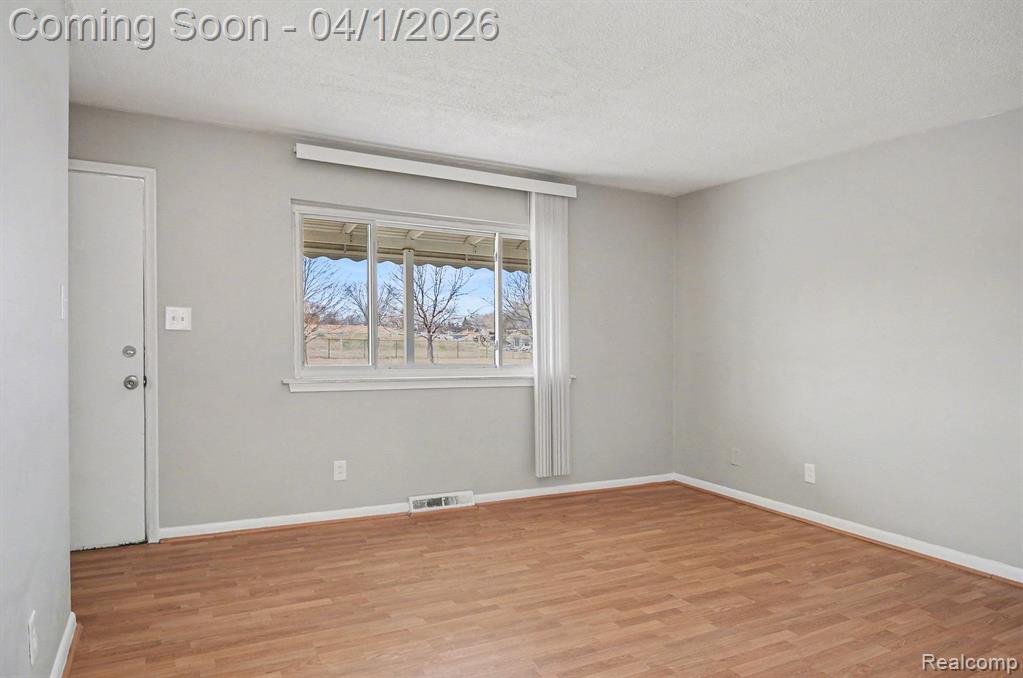 24834 Schroeder Avenue, Eastpointe, MI 48021 — Photo 7