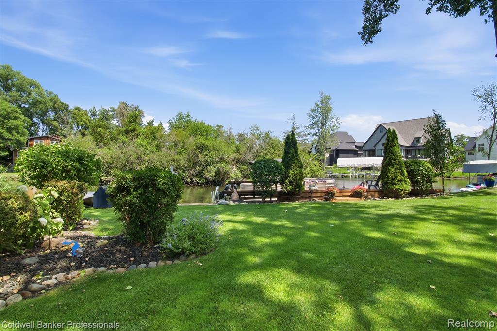 3410 Benstein Road, Commerce Twp, MI 48382 — Photo 34