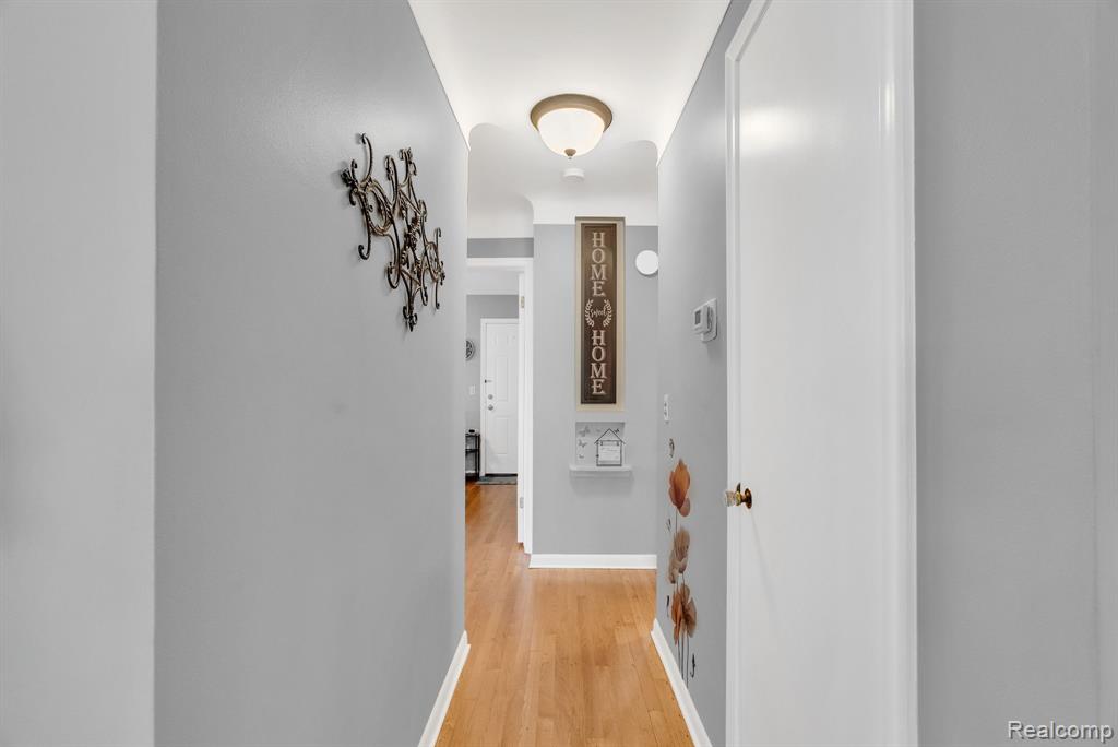 4209 Vassar Street, Dearborn Heights, MI 48125 — Photo 9