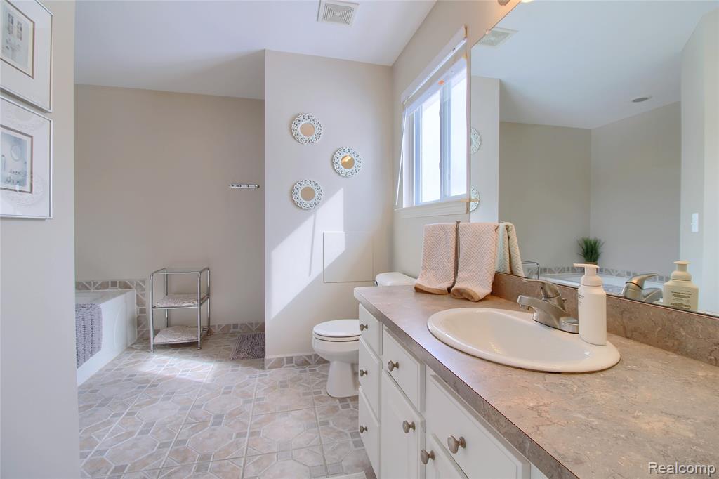 42933 Sadie Lane, Van Buren, MI 48111 — Photo 32