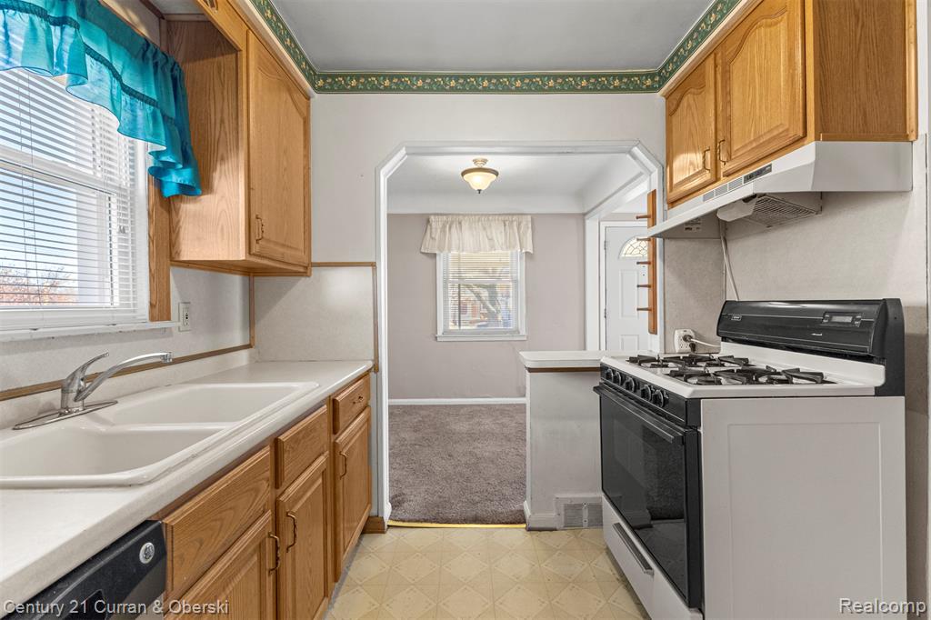 9616 Colwell Avenue, Allen Park, MI 48101 — Photo 15