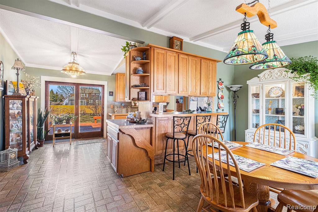 6063 E MAPLE Avenue, Grand Blanc, MI 48439 — Photo 4