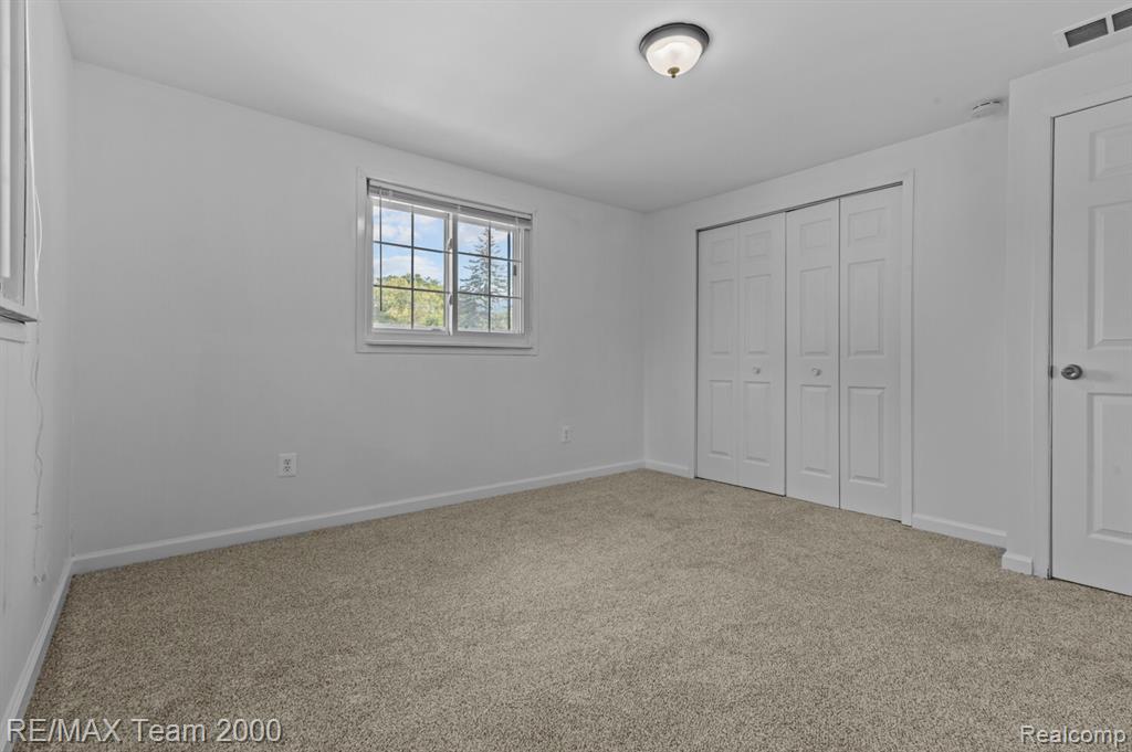 6363 McGuire Street, Taylor, MI 48180 — Photo 16
