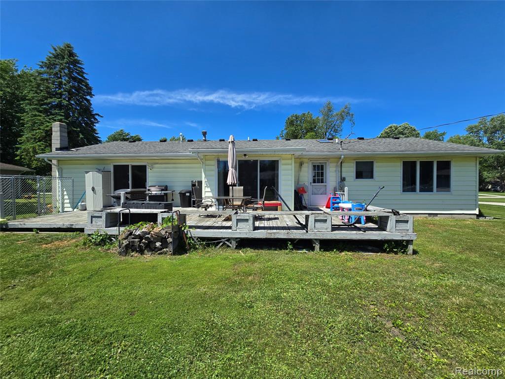 5279 Robinwood Drive, Clyde, MI 48049 — Photo 6